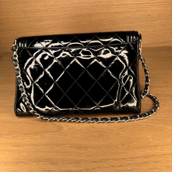 Chanel Wallet on chain Boy Mini - Picture 2 of 5